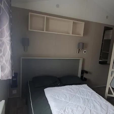 Mh 131 Bois Dormant Fond D'impasse, 6 Personnes