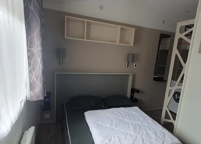 Mh 131 Bois Dormant Fond D'impasse, 6 Personnes