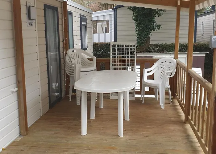 Camping Mh 131 Bois Dormant Fond D'impasse, 6 Personnes