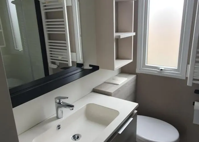 Mh 131 Bois Dormant Fond D'impasse, 6 Personnes Camping *